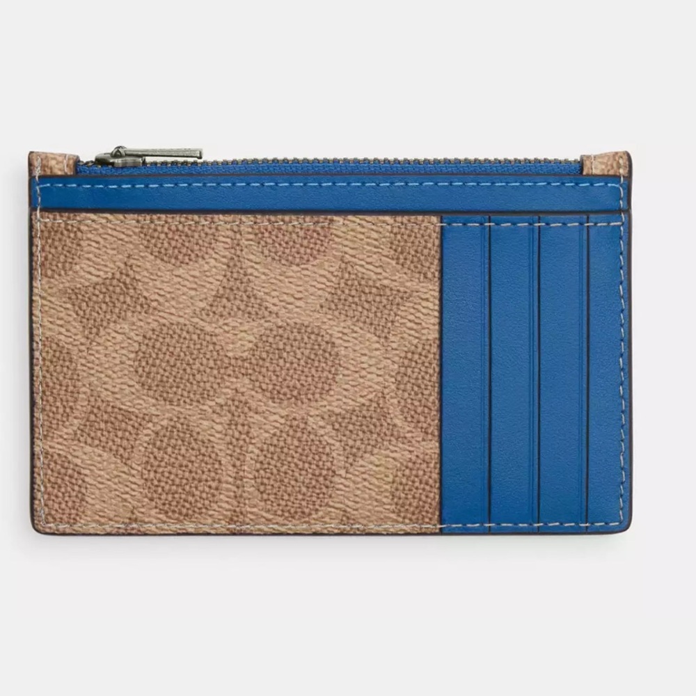 NWT coach Zip Card Case In Signature Canvas
